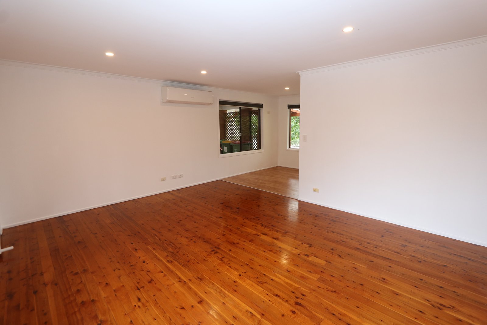 35 Mitchell Avenue MOLENDINAR 6