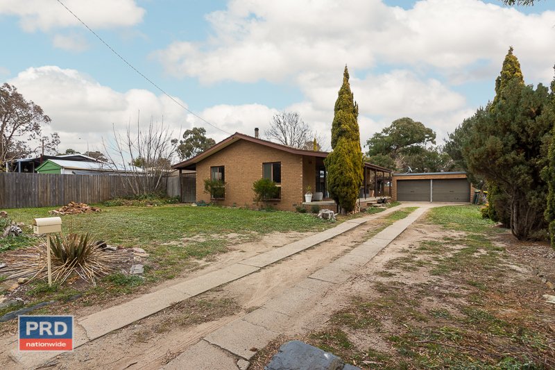 35 Modbury Street BUNGENDORE 2