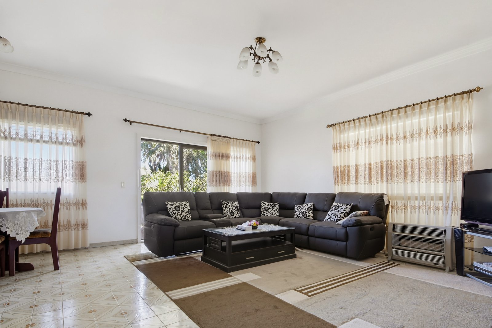 35 Monahan Avenue BANKSIA 1