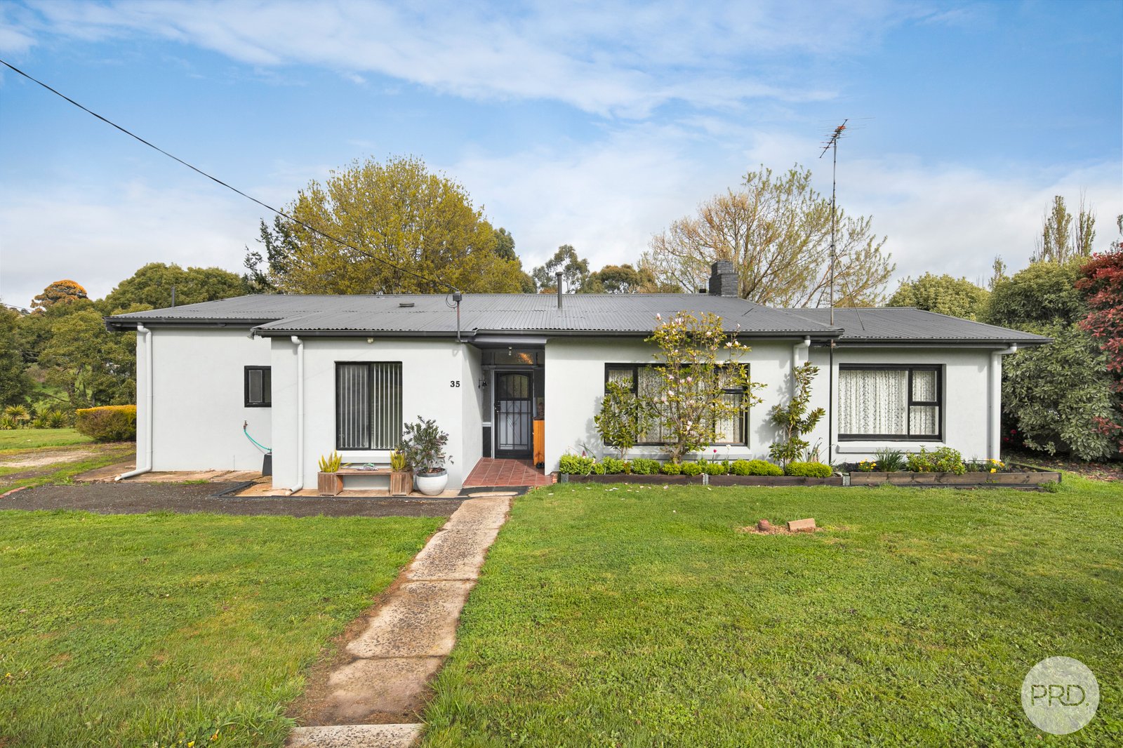 35 Moore Street CRESWICK 1