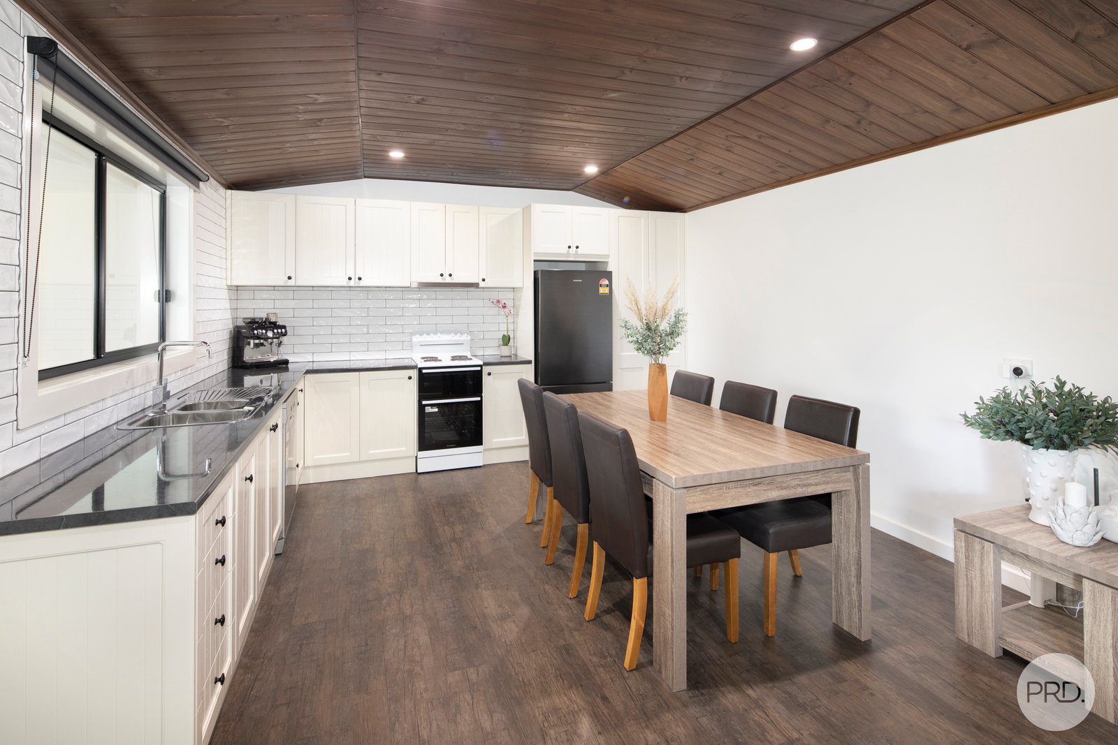 35 New Station Street CRESSY 3