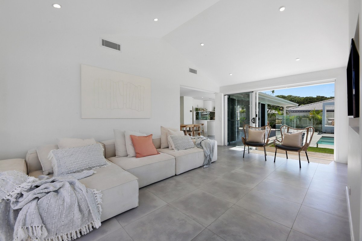 35 Nuthatch Street Burleigh Waters 10