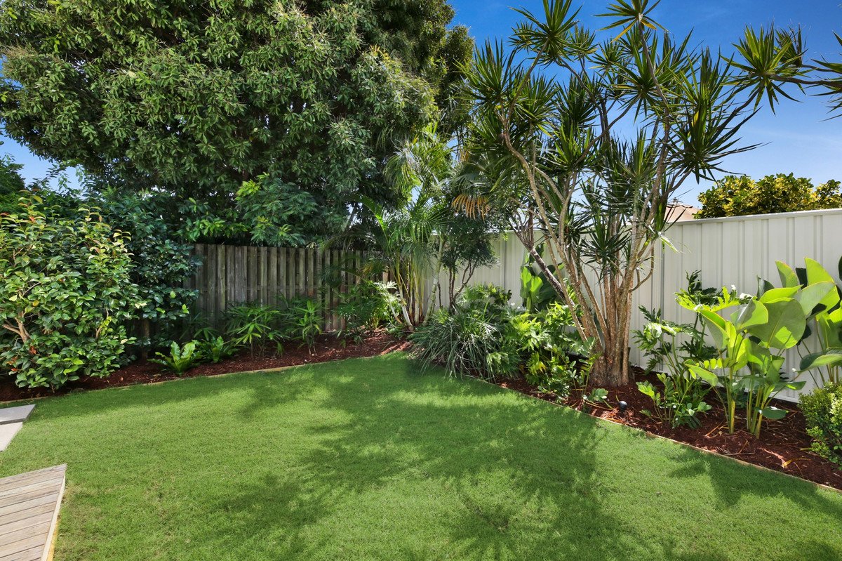 35 Nuthatch Street Burleigh Waters 25