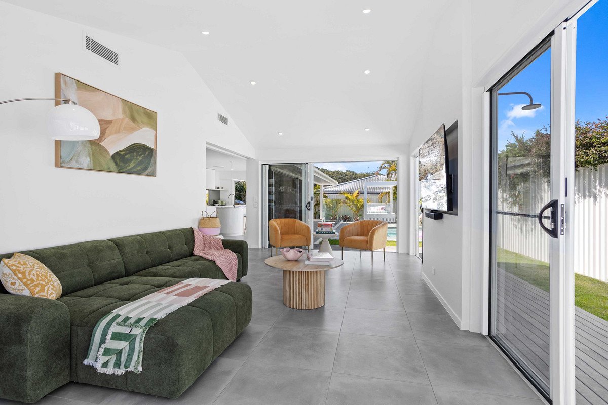 35 Nuthatch Street Burleigh Waters 7