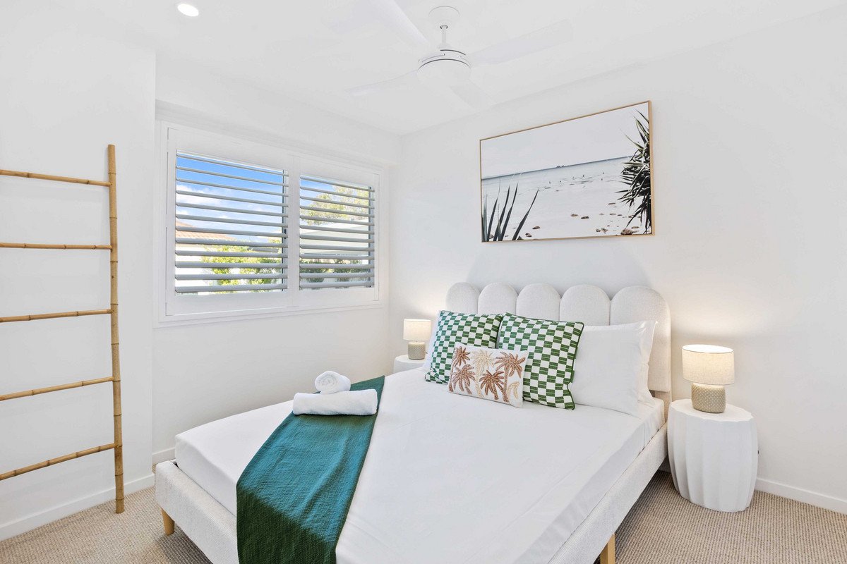 35 Nuthatch Street Burleigh Waters 17