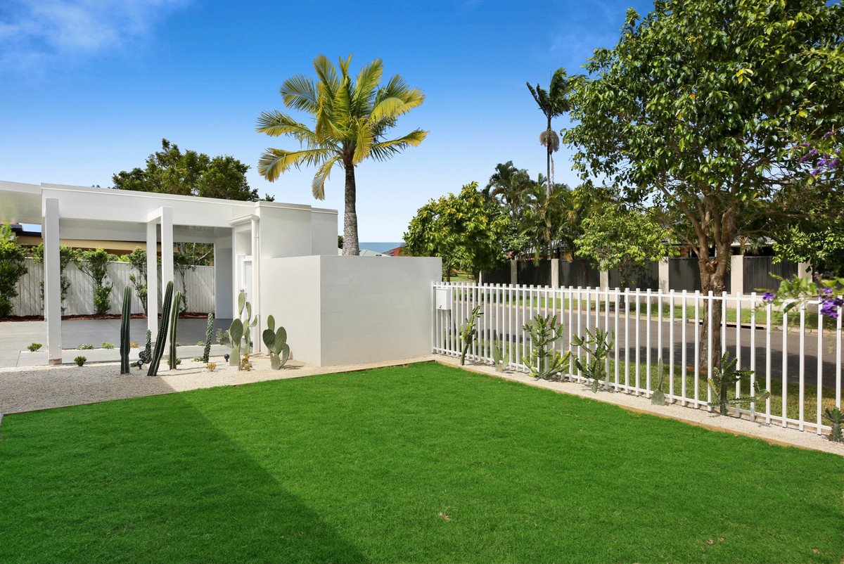 35 Nuthatch Street Burleigh Waters 26