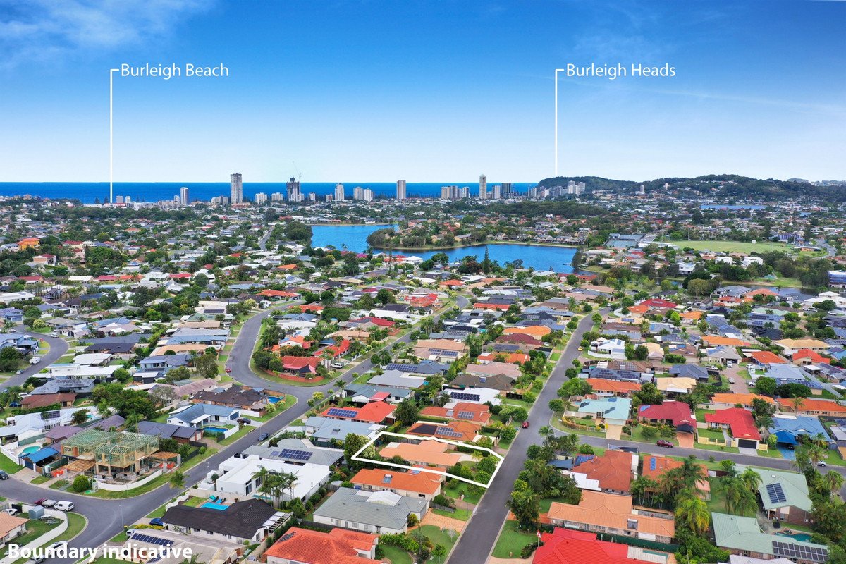 35 Nuthatch Street Burleigh Waters 3