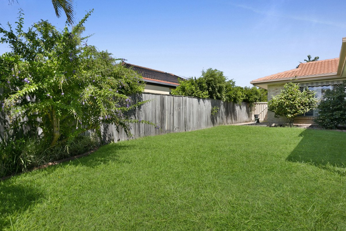 35 Nuthatch Street Burleigh Waters 16