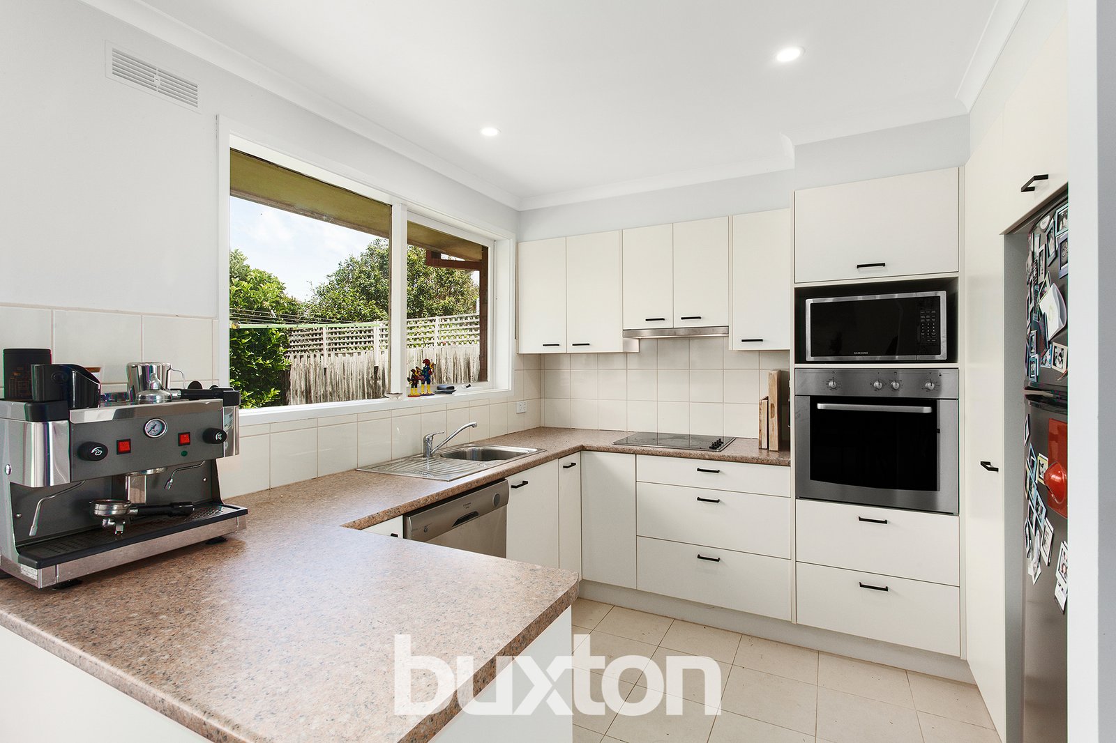 Gallery: 35 Orana Crescent