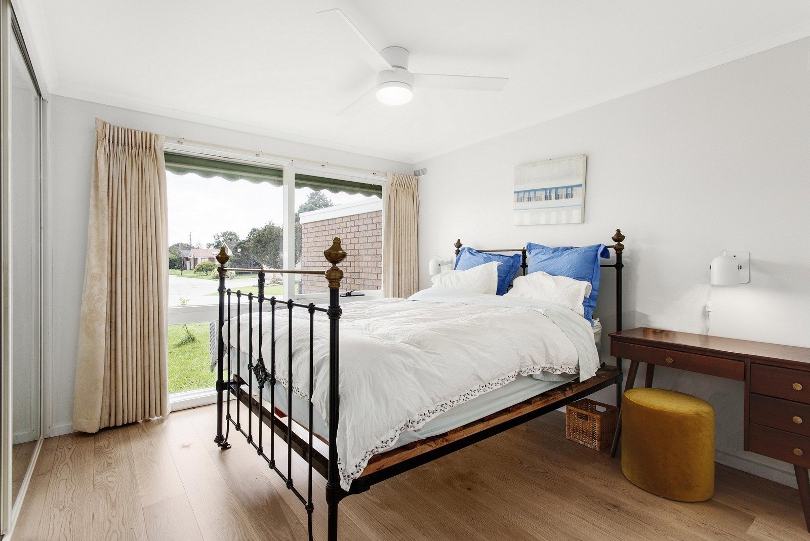 Gallery: 35 Orana Crescent