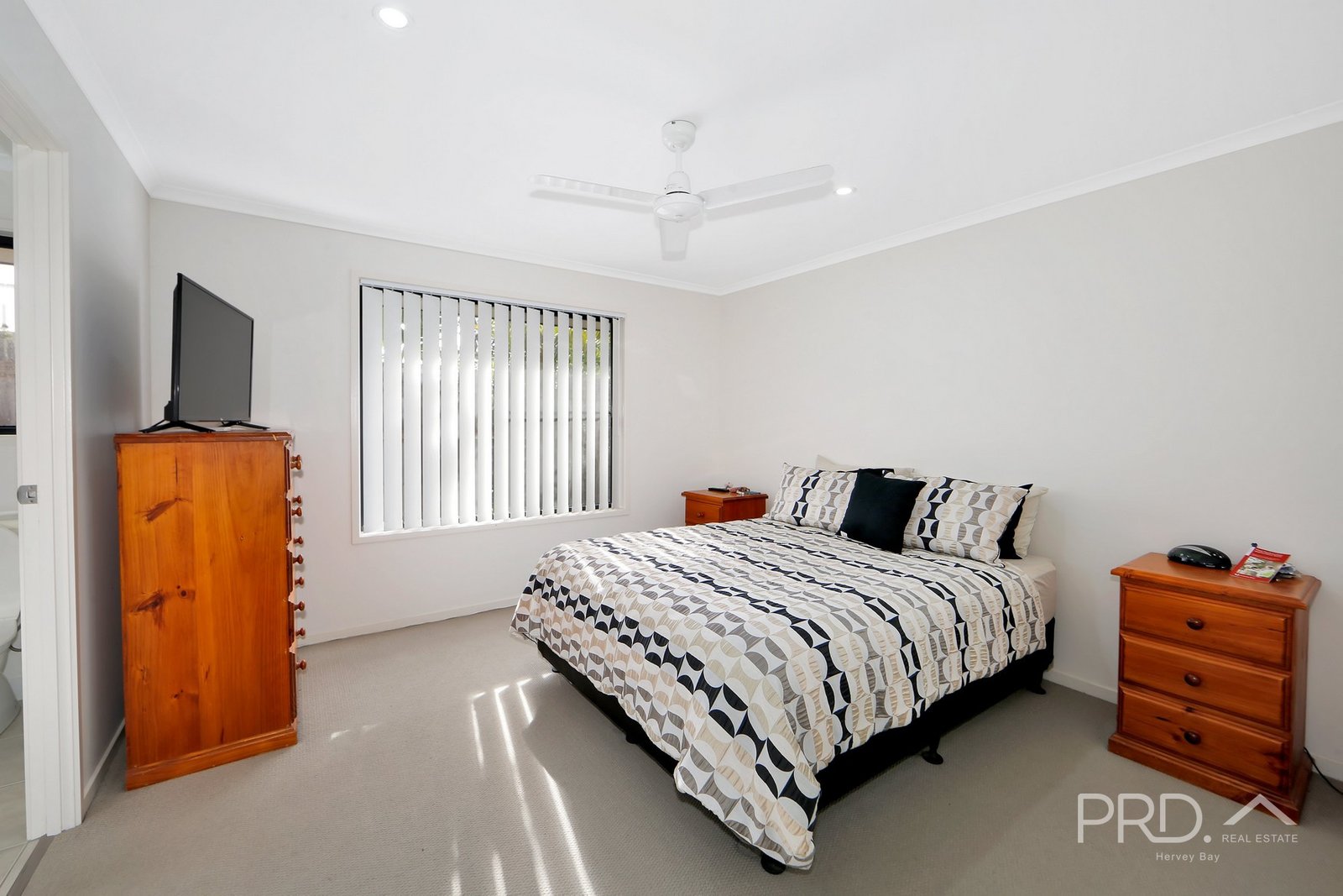 35 Parakeet Circuit KAWUNGAN 11