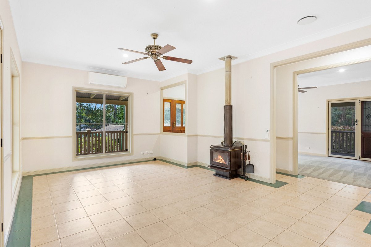 35 Pepperwood Road Bonogin 4