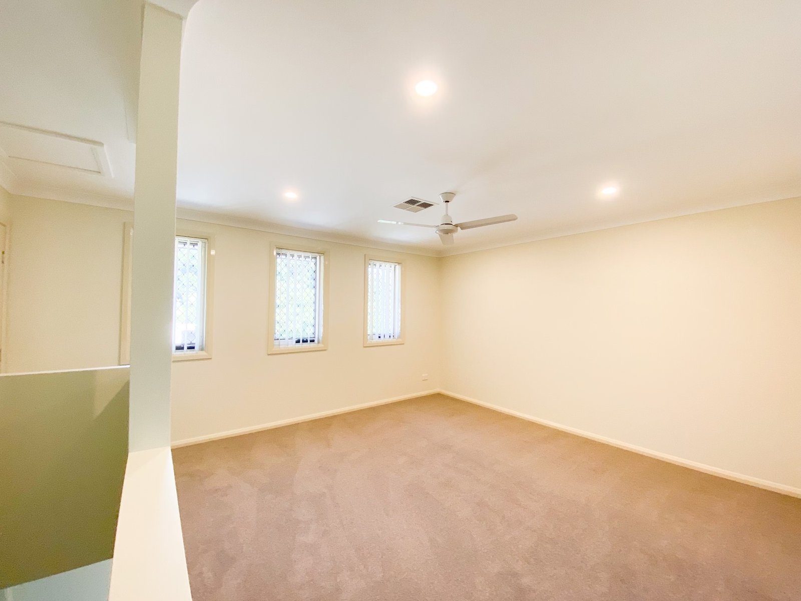 35 Primary Crescent NELSON BAY 14