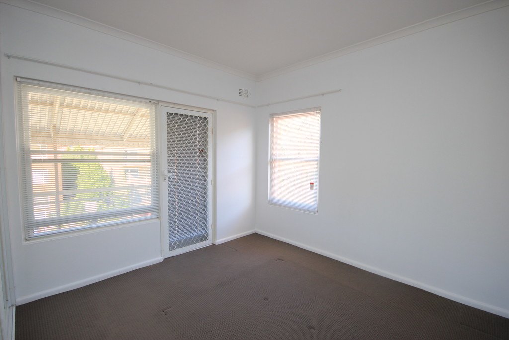 35 Queens Road BRIGHTON LE SANDS 3