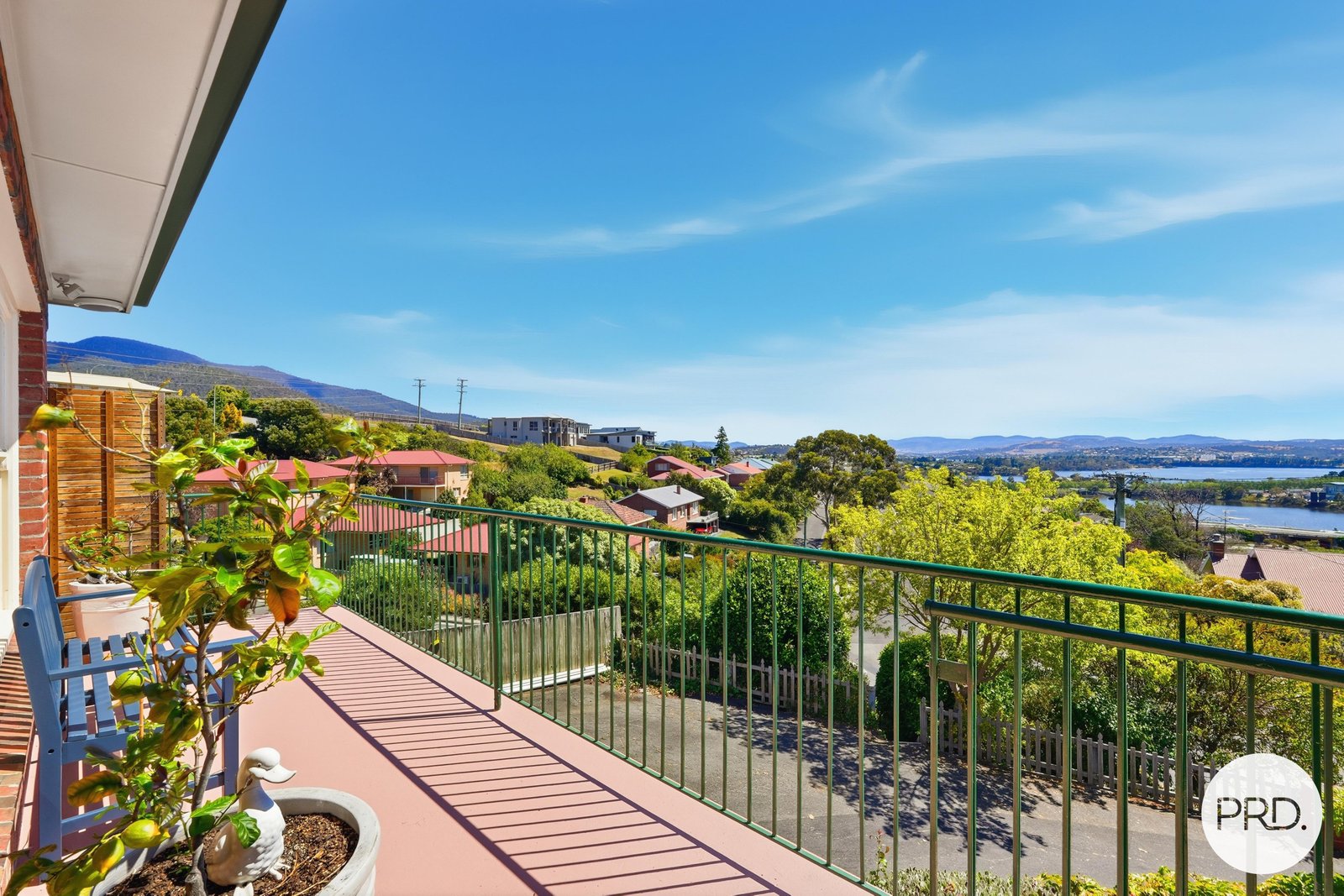35 Radcliff Crescent ROSETTA 5