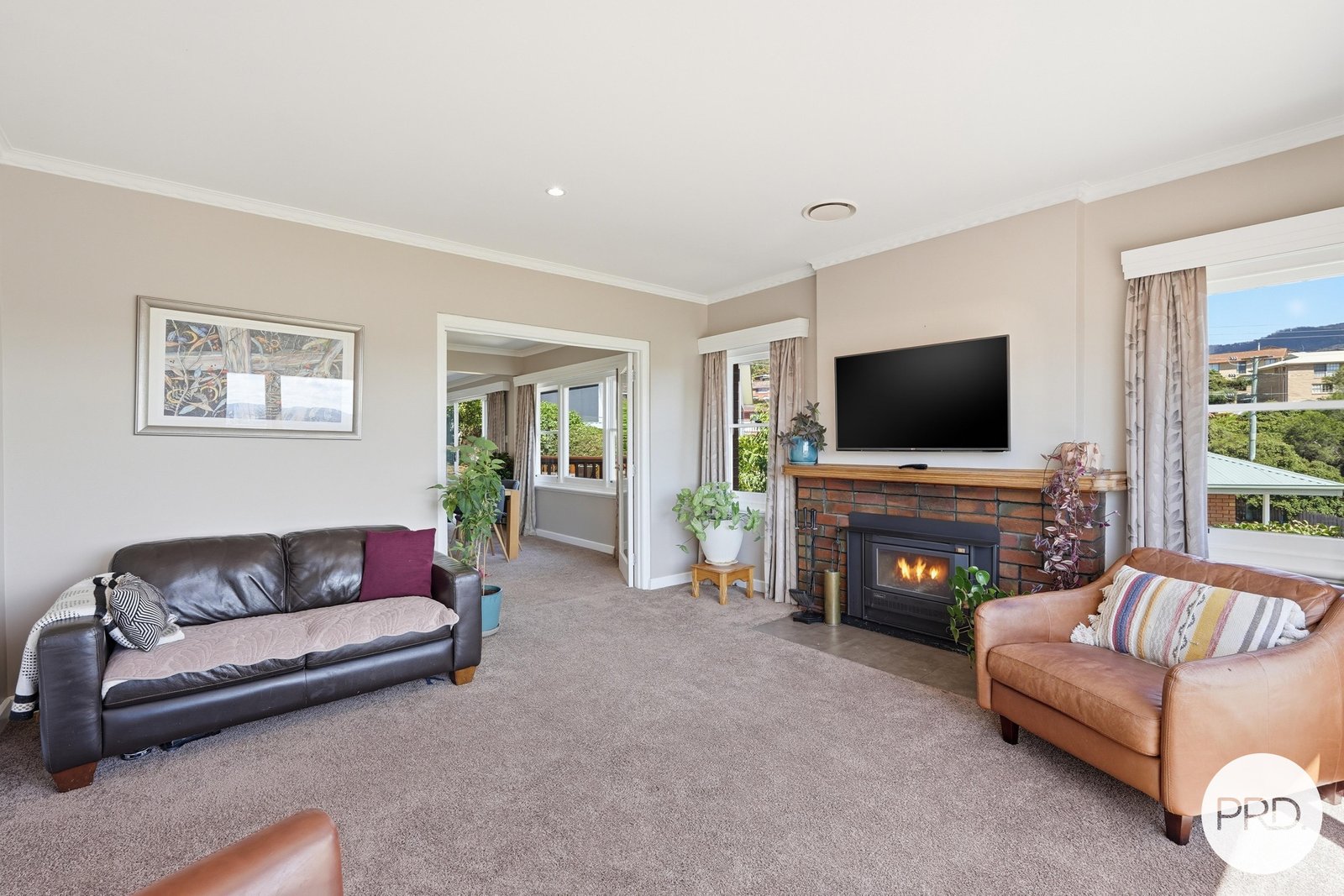 35 Radcliff Crescent ROSETTA 7
