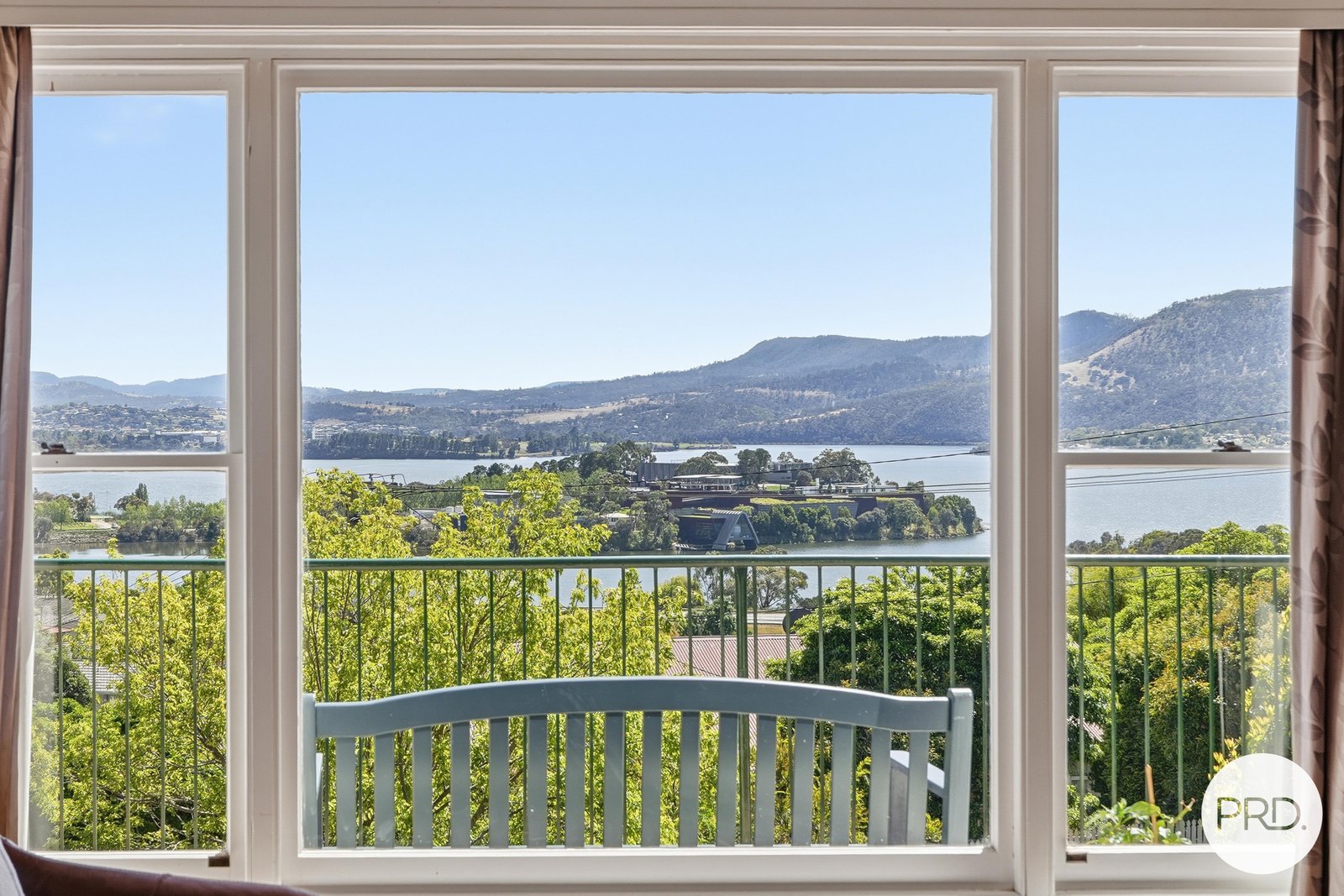 35 Radcliff Crescent ROSETTA 8