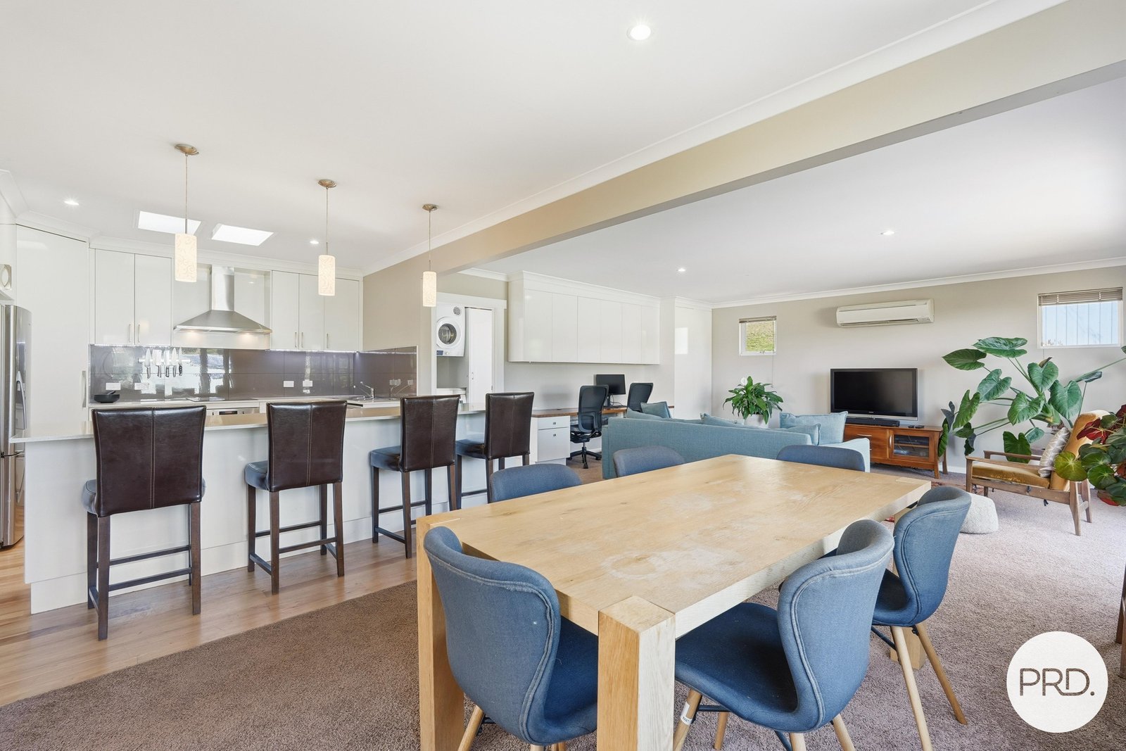 35 Radcliff Crescent ROSETTA 11