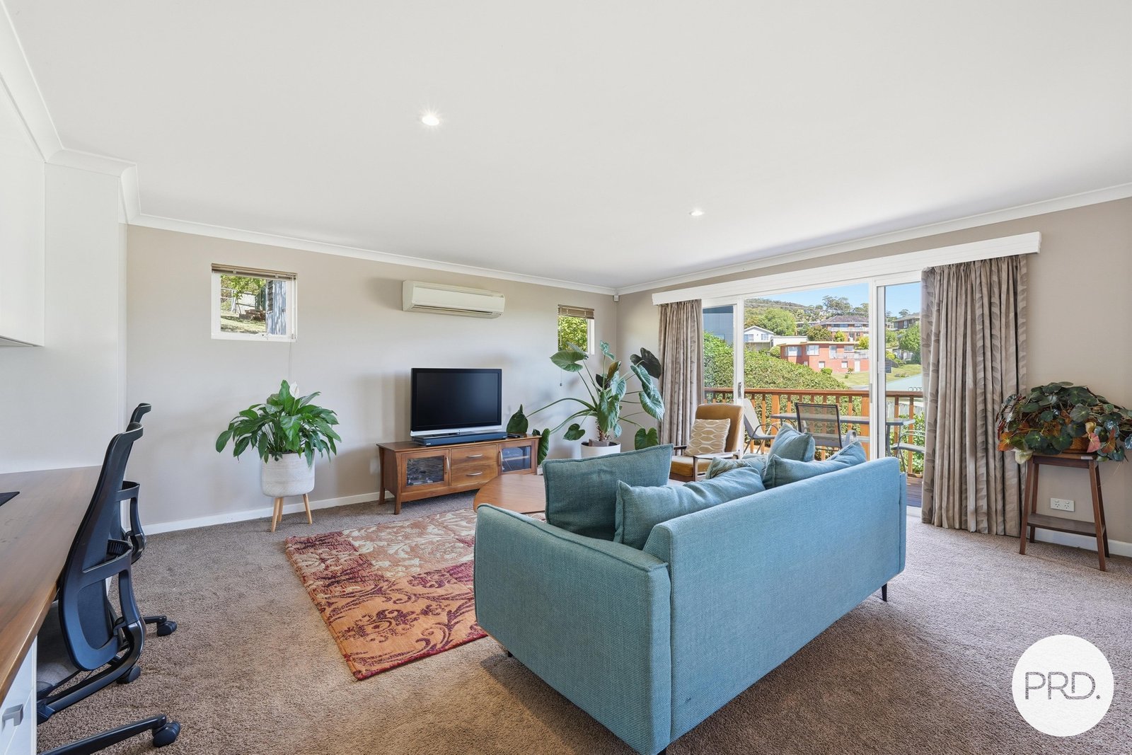 35 Radcliff Crescent ROSETTA 12
