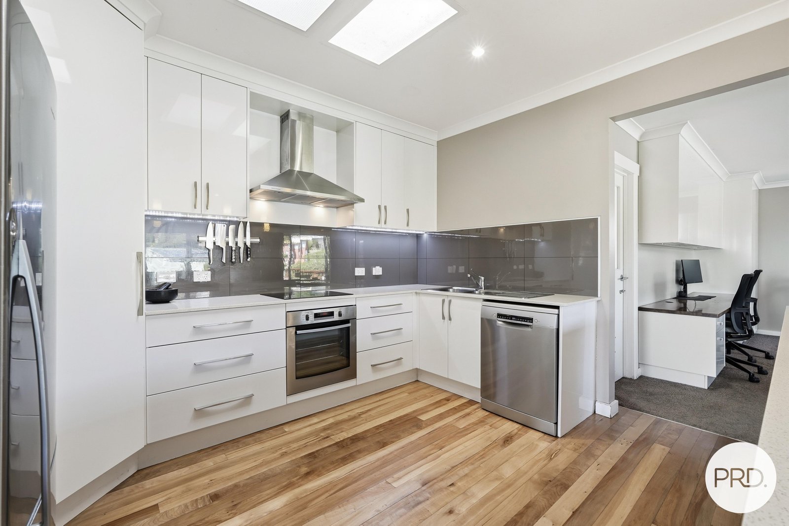 35 Radcliff Crescent ROSETTA 16