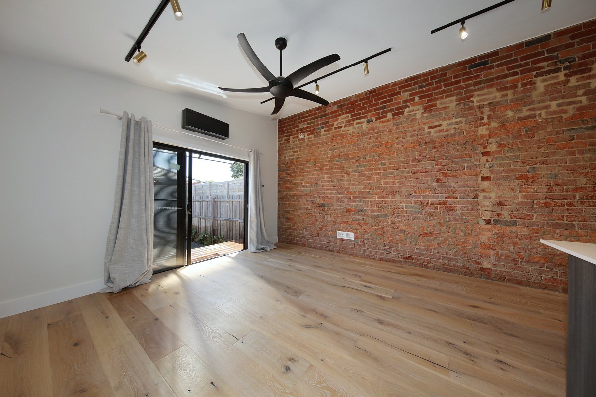 Gallery: 35 Rear Patterson Road