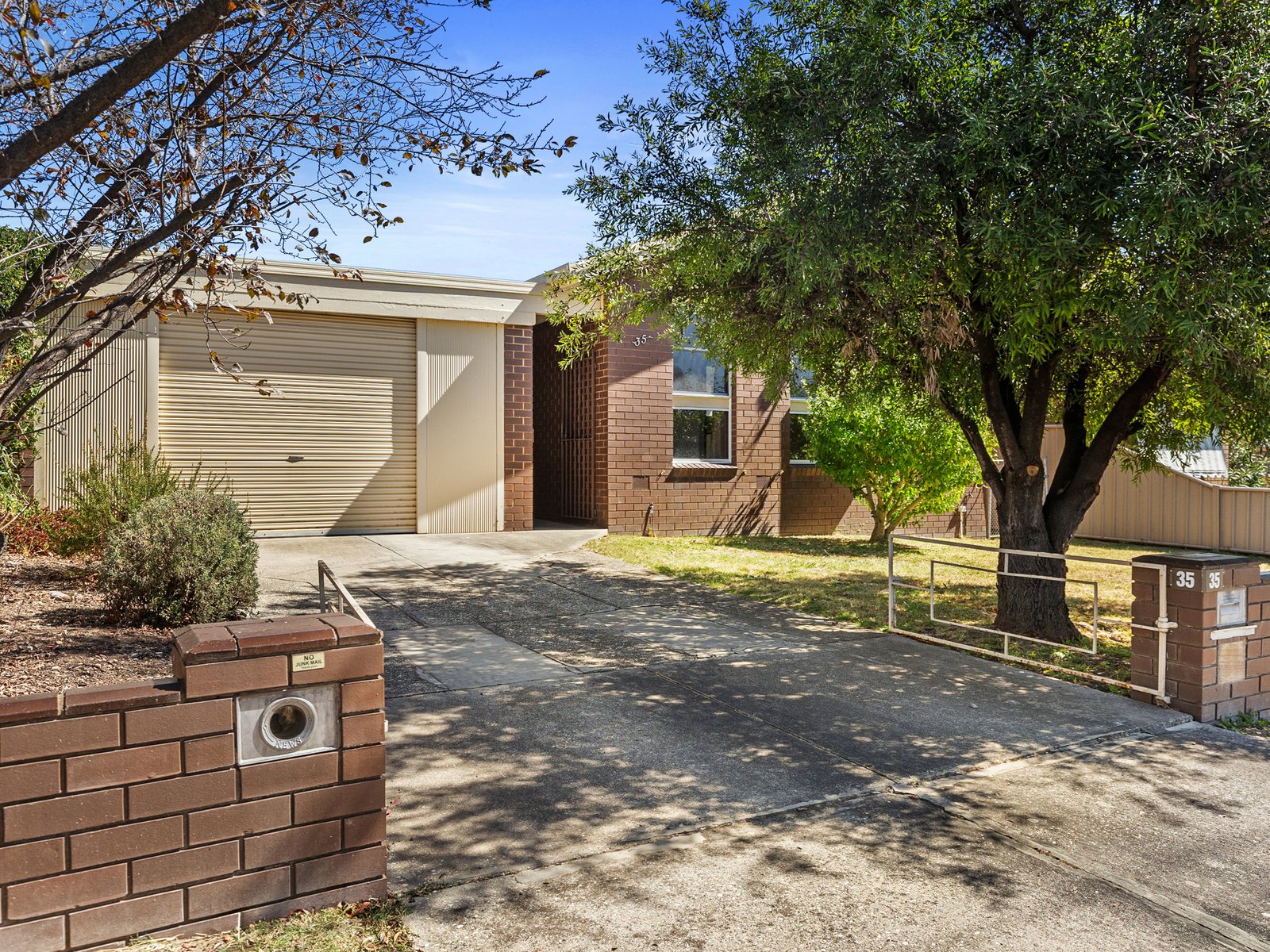 35 Redbank Road SEYMOUR 1