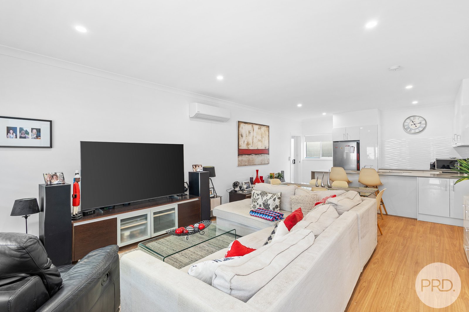 35 Ridgeview Drive SALAMANDER BAY 4