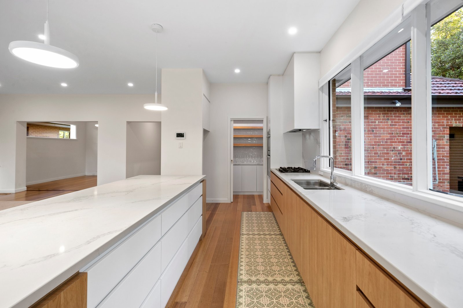 Gallery: 35 Royal Avenue