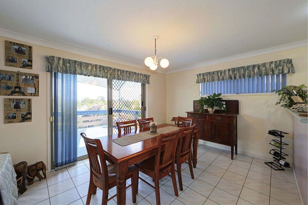 35 Royal Drive KAWUNGAN 18