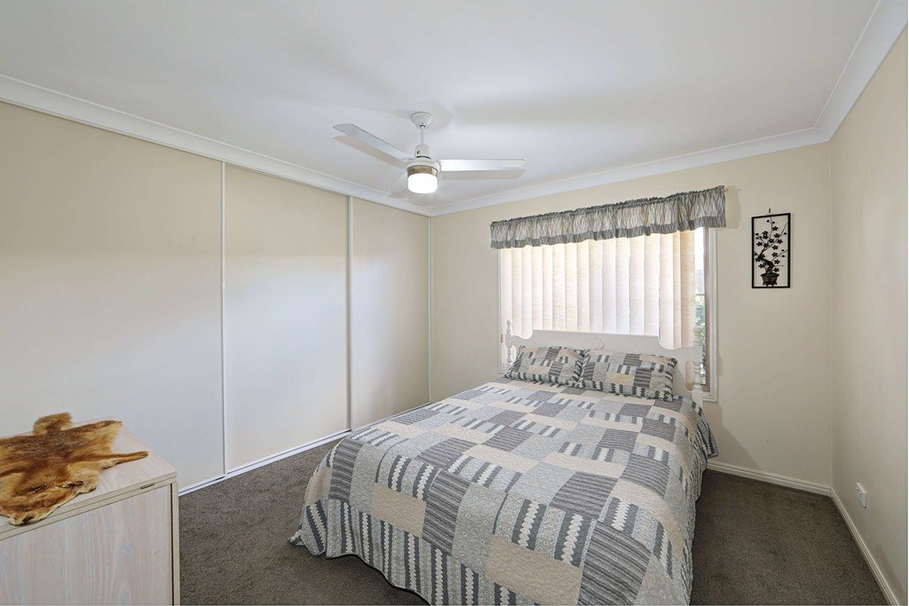 35 Royal Drive KAWUNGAN 21