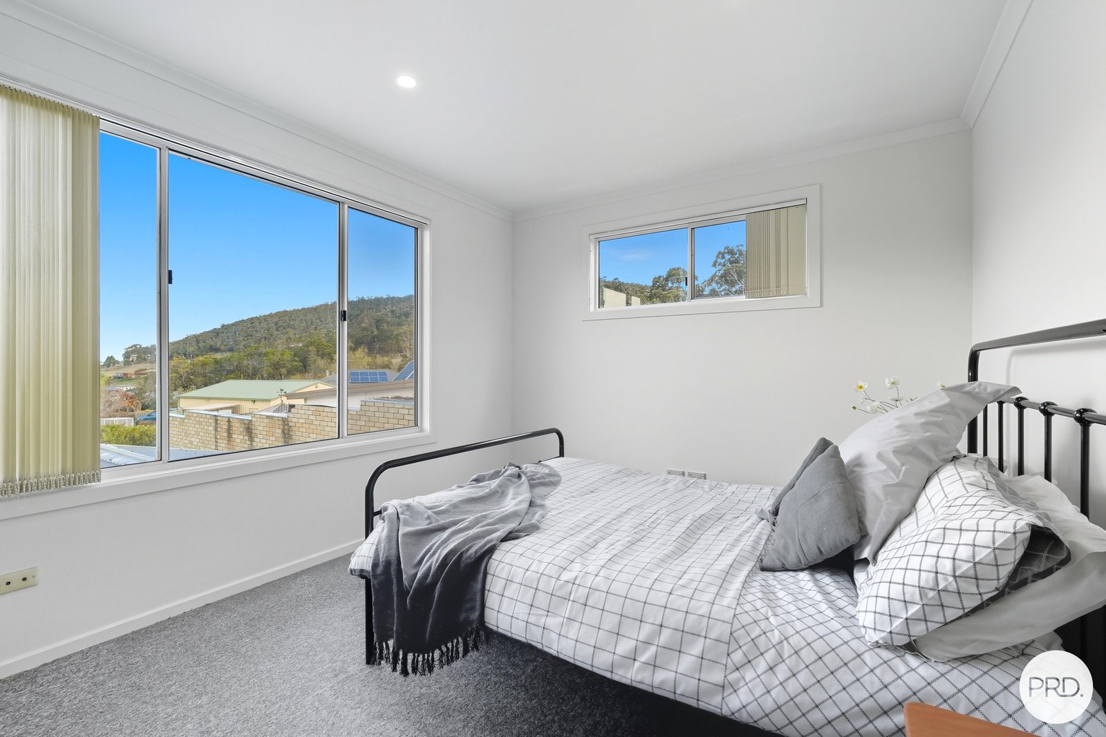 35 Russell Road  CLAREMONT 31