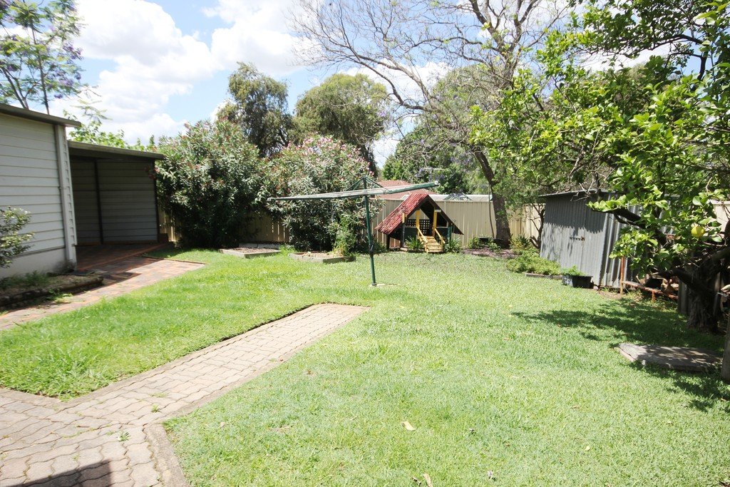 35 Rymill Road TREGEAR 9