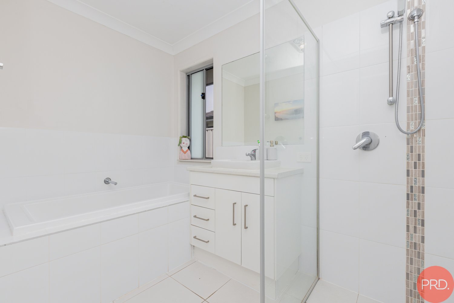 35 Sapphire Drive RUTHERFORD 31