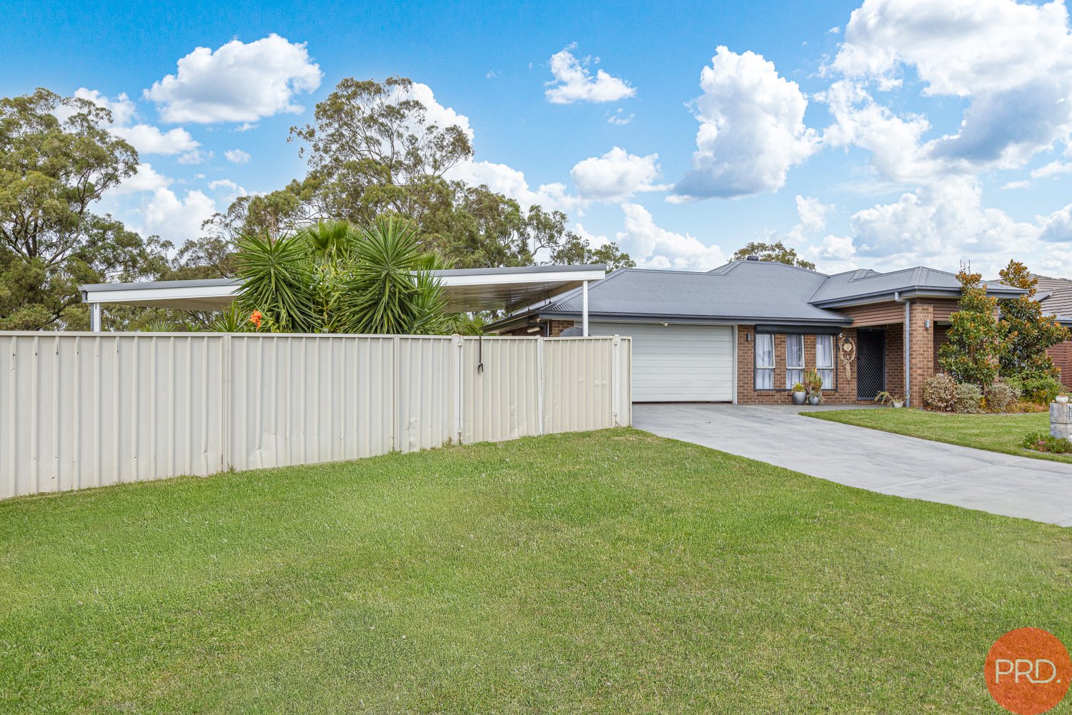 35 Sapphire Drive RUTHERFORD 33