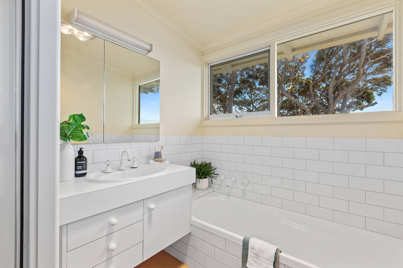 Real Estate and Property in 35 Seaview Street, Blairgowrie, VIC