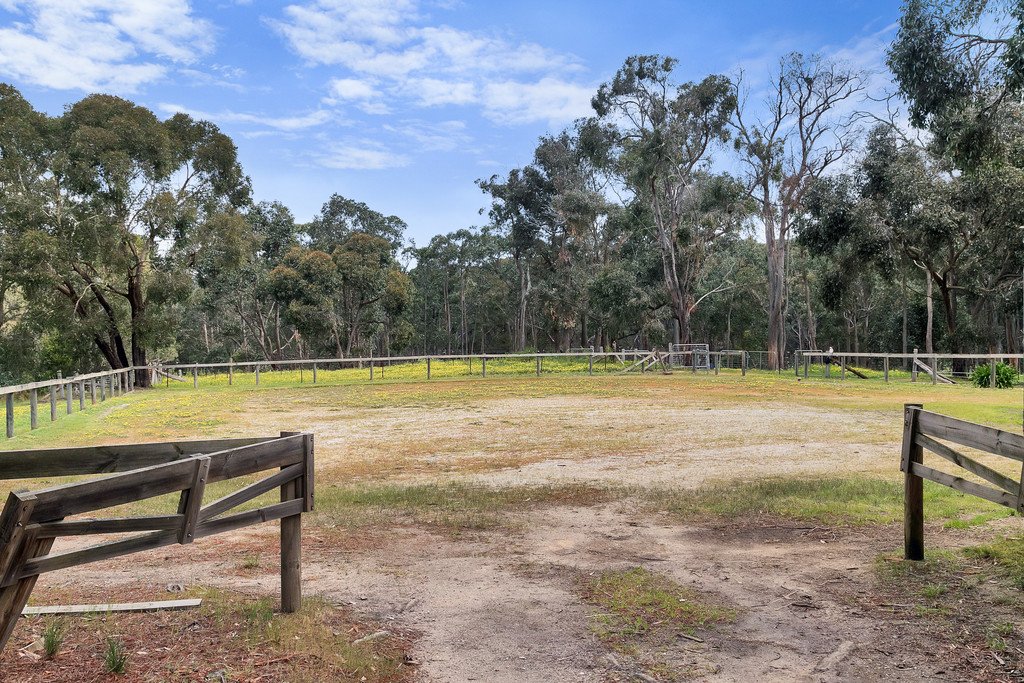 35 Short Road SMYTHESDALE 16
