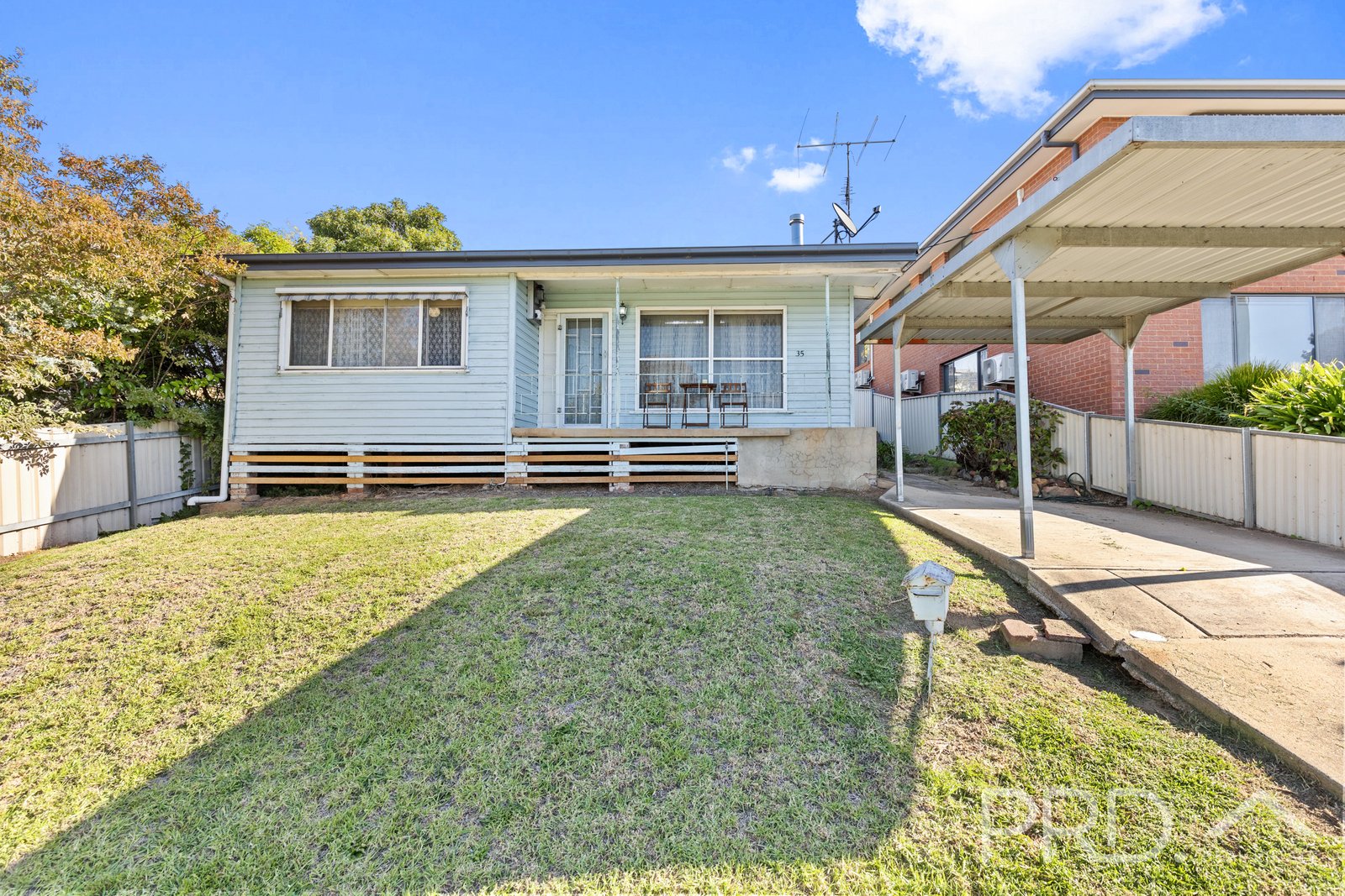 35 Simpson Street TUMUT 1