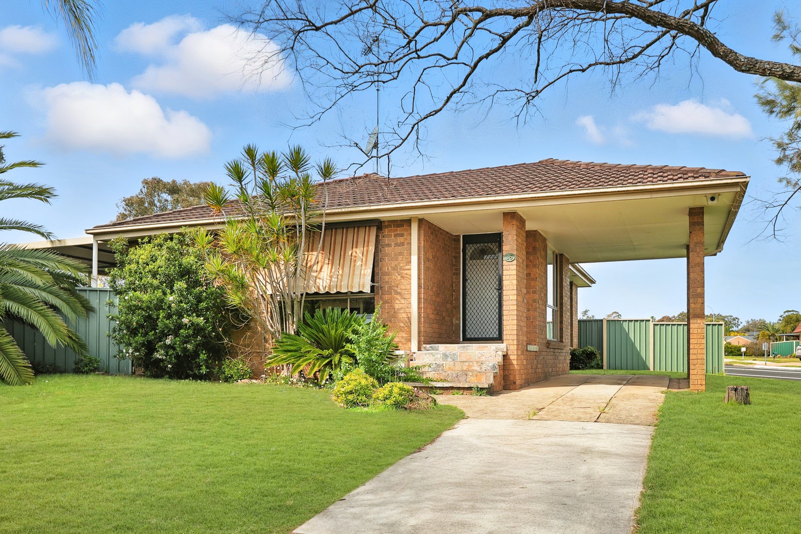 35 St Clair Avenue ST CLAIR 1