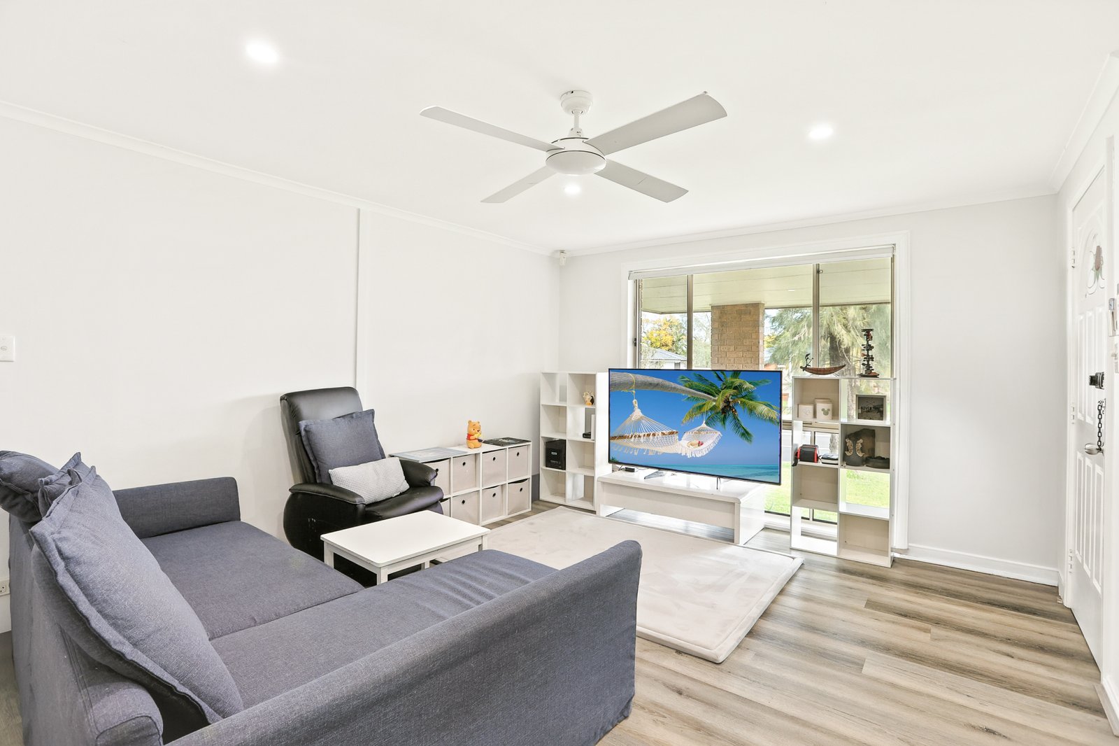 35 St Clair Avenue ST CLAIR 2