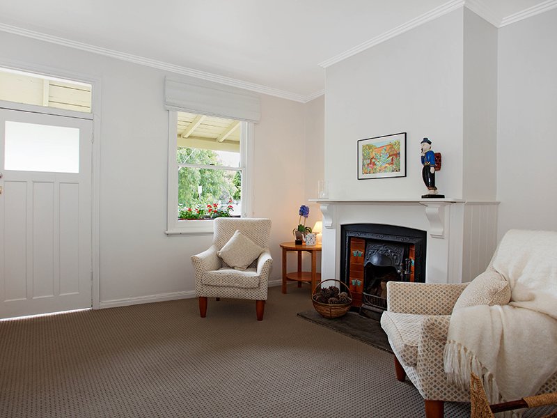 Gallery: 35 Station Street