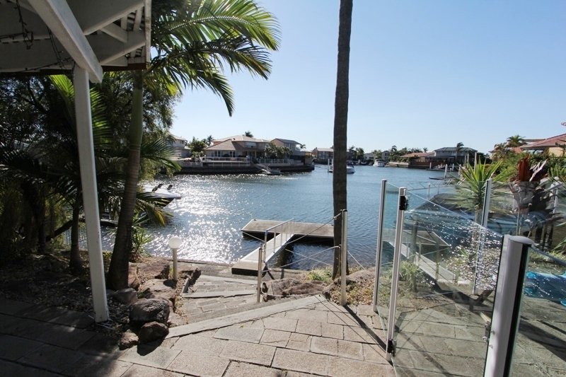 35 Sundance Way RUNAWAY BAY 6