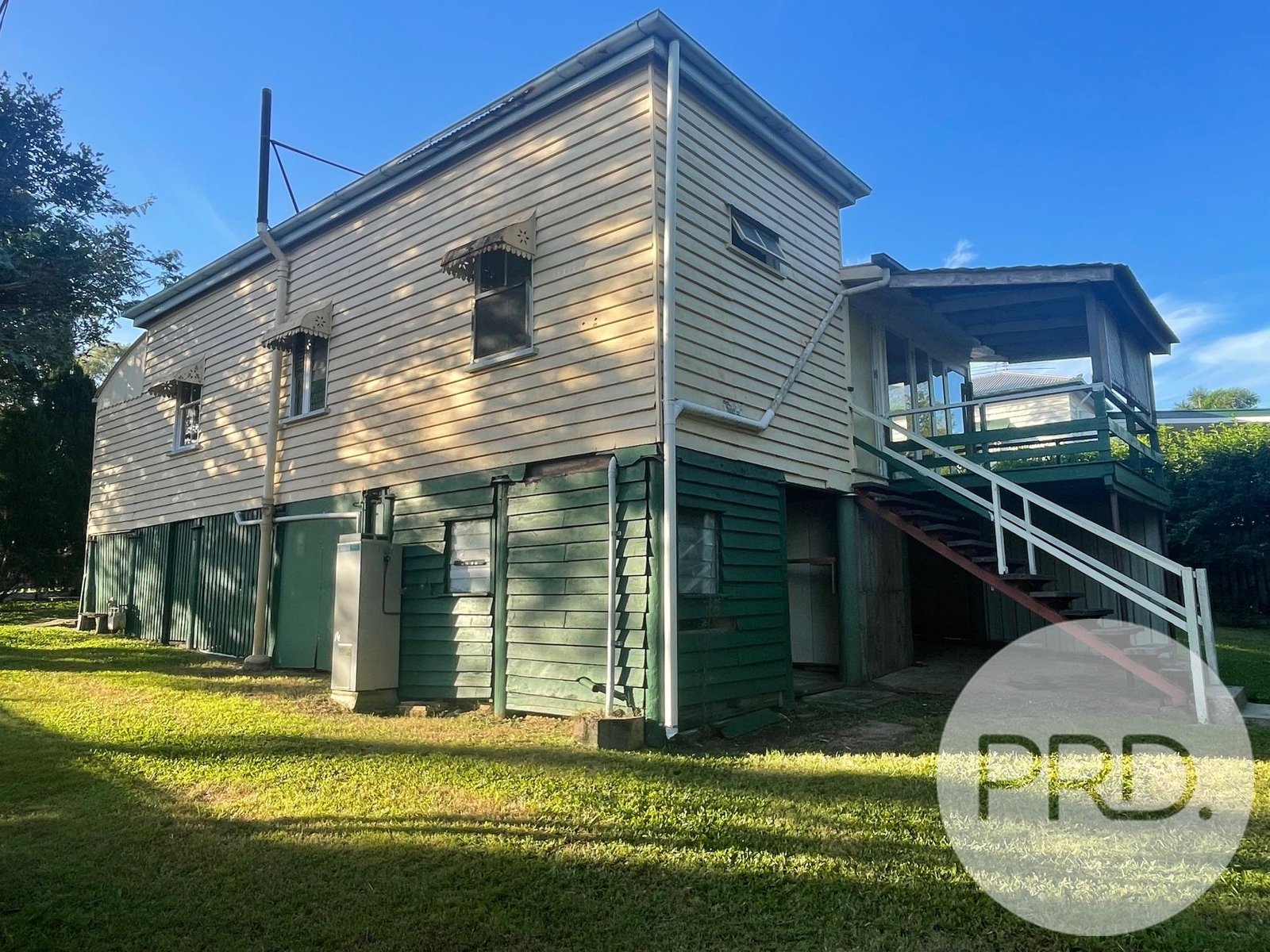 35 Surrey Street NUNDAH 2