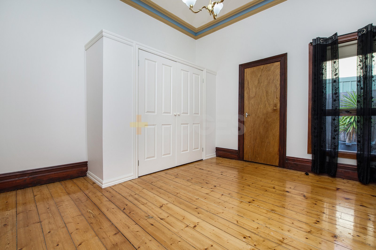 Gallery: 35 Sussex Street