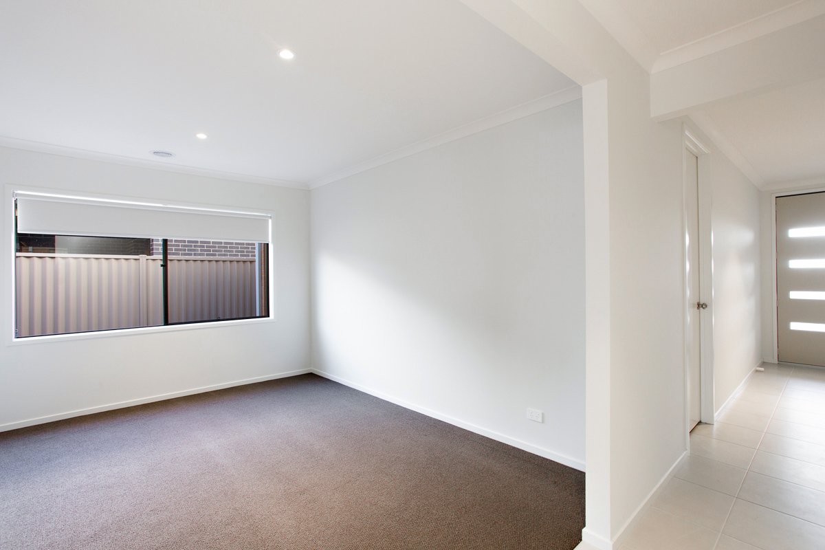 Gallery: 35 Swan Boulevard