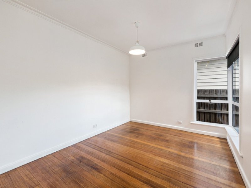 Gallery: 35 Swan Street