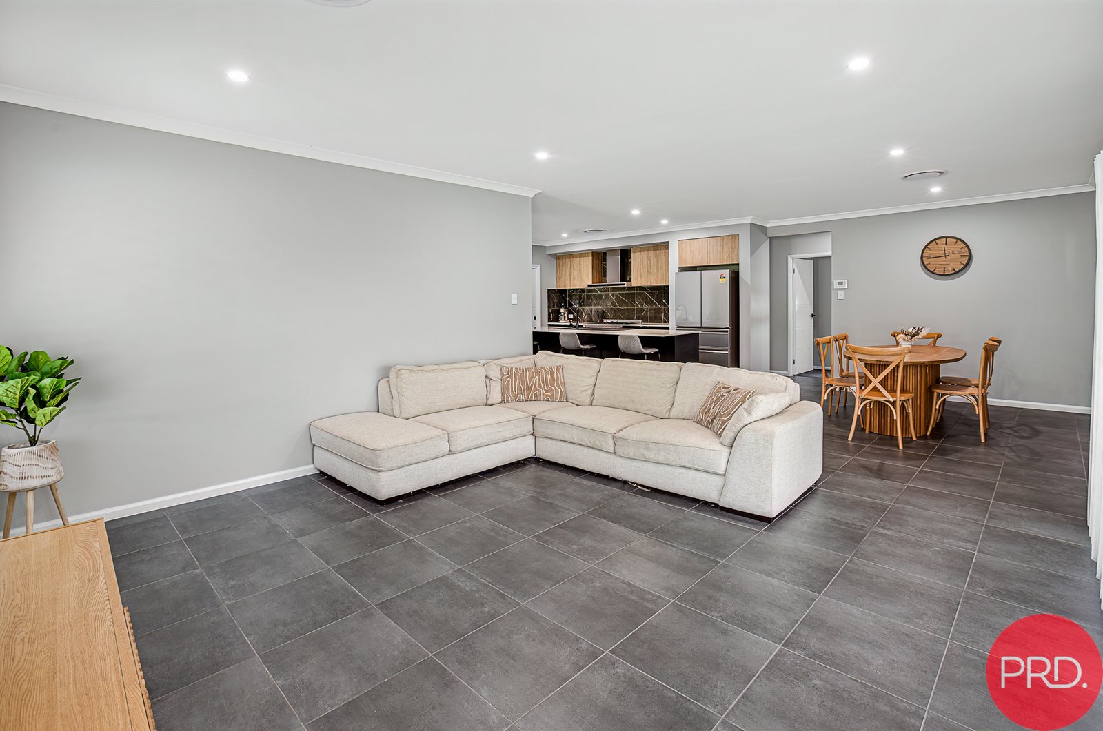 35 Talleyrand Circuit GRETA 19