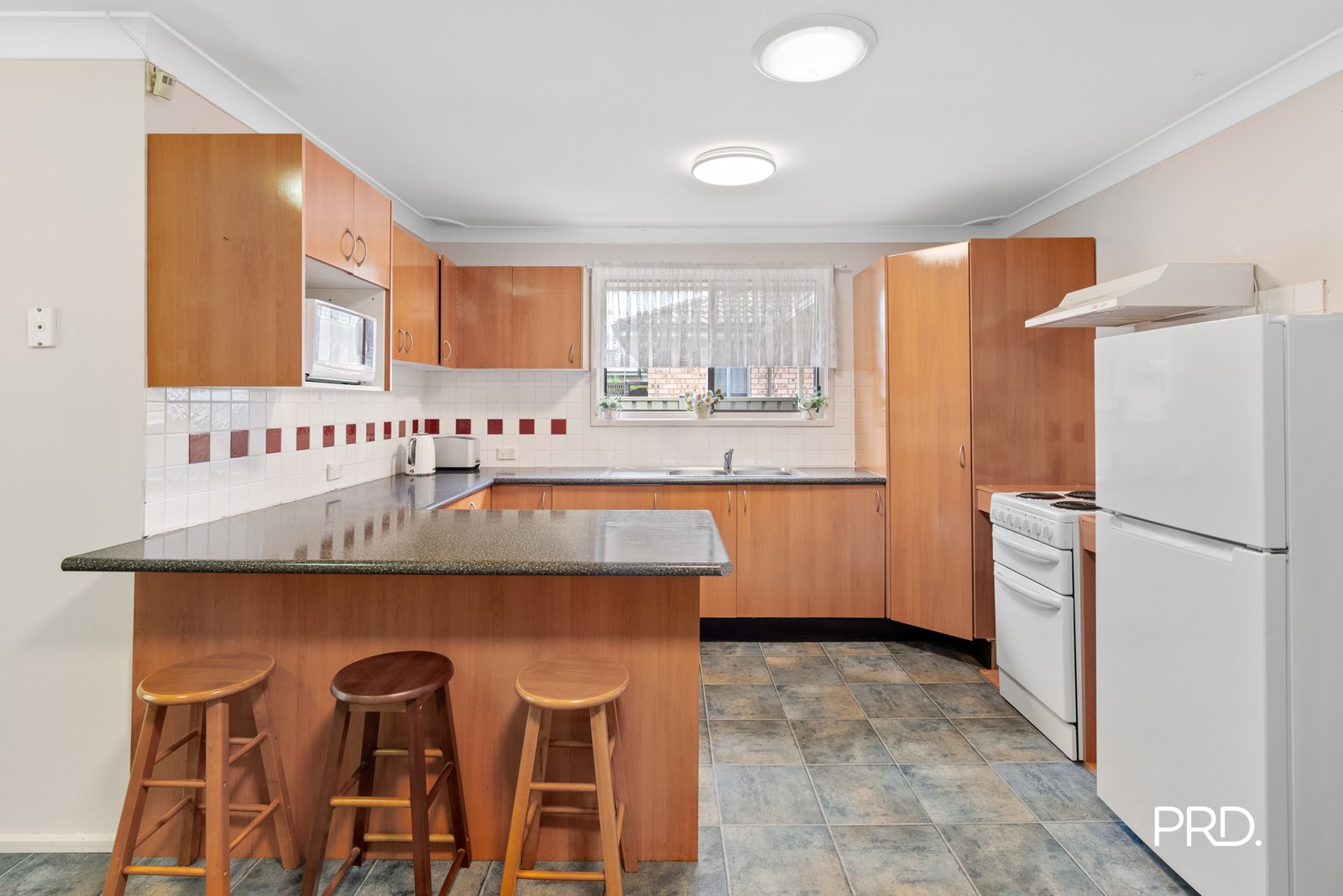 35 Tent Street KINGSWOOD 2