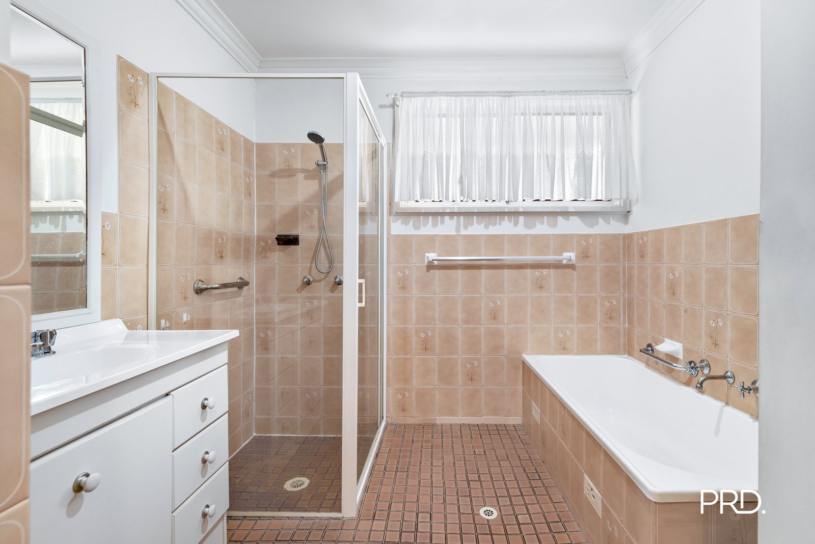 35 Tent Street KINGSWOOD 11