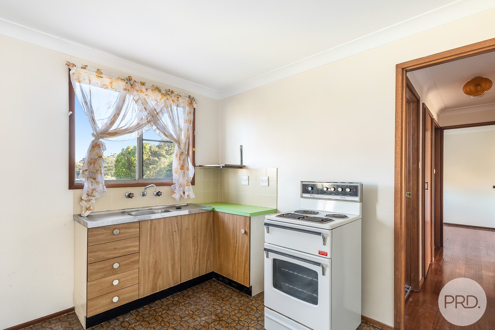 35 Tomaree Road SHOAL BAY 8