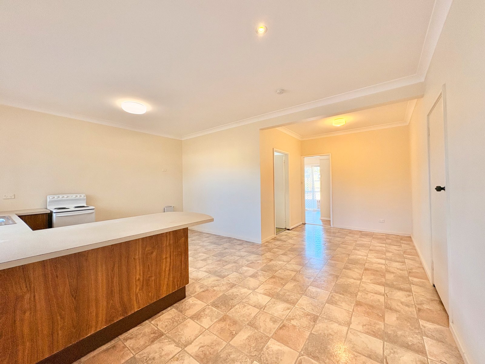 3/5 Tuna Crescent FINGAL BAY 2